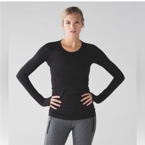 Lululemon Swiftly Tech Long Sleeve in Black